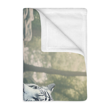 Velveteen Minky Blanket, Two-sided print, Comfortable, Artistic, Custom Made, Bed, Bedroom, White Tiger, Waterfall, Blankie, Soft Material